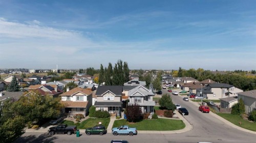53 Peigan Court West, Lethbridge, AB 