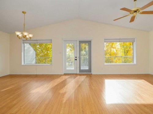 420 Mt Sunburst Crescent West, Lethbridge, AB 