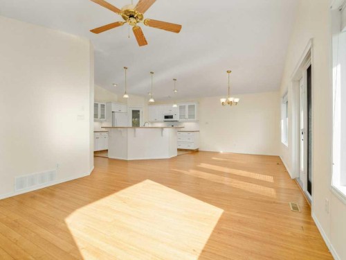 420 Mt Sunburst Crescent West, Lethbridge, AB 