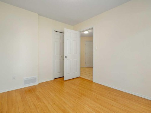 420 Mt Sunburst Crescent West, Lethbridge, AB 