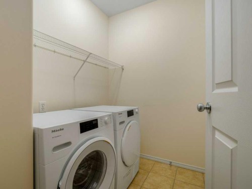 420 Mt Sunburst Crescent West, Lethbridge, AB 