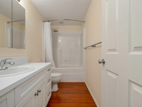 420 Mt Sunburst Crescent West, Lethbridge, AB 