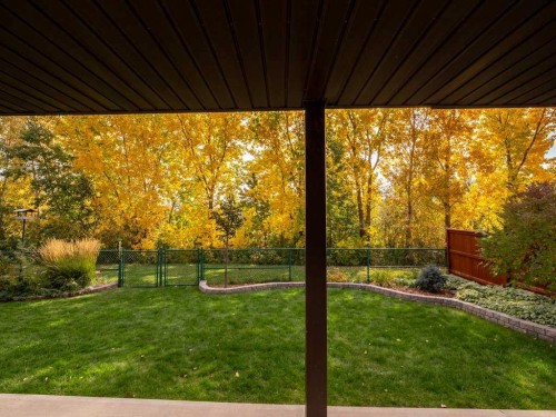 420 Mt Sunburst Crescent West, Lethbridge, AB 