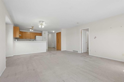 12-100 Fairmont Boulevard South, Lethbridge, AB 