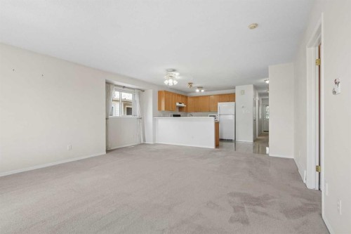 12-100 Fairmont Boulevard South, Lethbridge, AB 