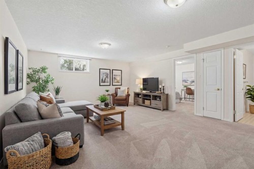12-100 Fairmont Boulevard South, Lethbridge, AB 