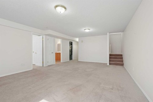 12-100 Fairmont Boulevard South, Lethbridge, AB 