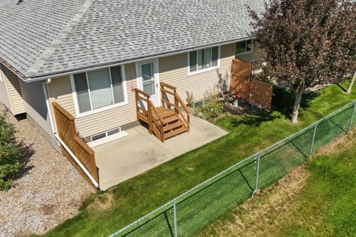 12-100 Fairmont Boulevard South, Lethbridge, AB 