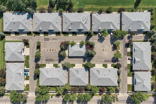 12-100 Fairmont Boulevard South, Lethbridge, AB 