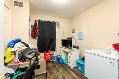 2122 17 Street, Coaldale, AB 