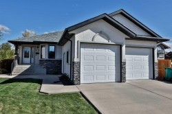 23 Rivermill Landing WESTLethbridge, AB T1K 8B2