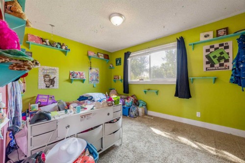 3921 Harmony Place, Taber, AB - Indoor