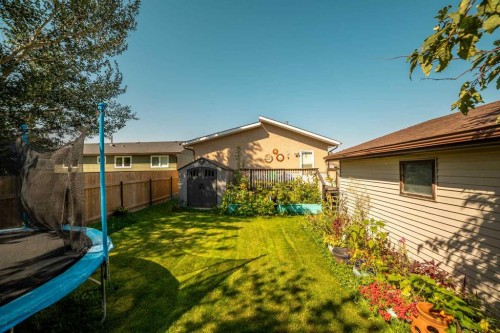 3921 Harmony Place, Taber, AB - Outdoor