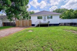 210 7 Street NORTHVauxhall, AB T0K 2K0