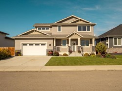 521 Kipp Street  Nobleford, AB T0L 1S0