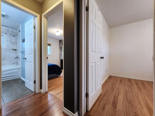 19 Willow Road West, Claresholm, AB 