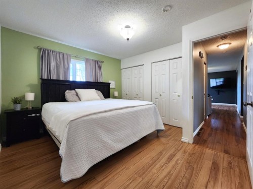 19 Willow Road West, Claresholm, AB 