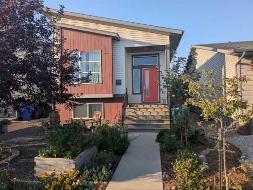 336 Crocus Terrace West, Lethbridge, AB 