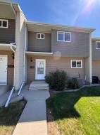 6-65 Lafayette Boulevard WESTLethbridge, AB T1K 3Y4