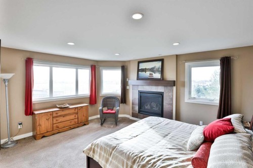 555 Devonia Road West, Lethbridge, AB 
