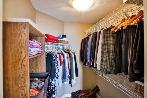 555 Devonia Road West, Lethbridge, AB 