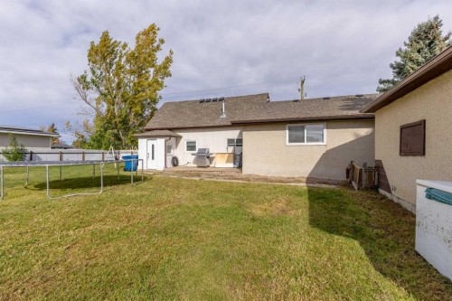 228 E 200 S, Raymond, AB 