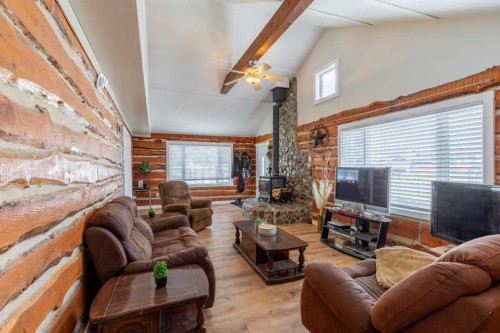 228 E 200 S, Raymond, AB 