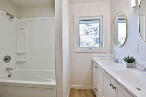 102 N 100 E, Raymond, AB 
