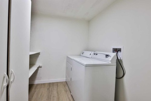 102 N 100 E, Raymond, AB 