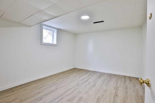 102 N 100 E, Raymond, AB 