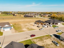 729 Fairway Boulevard Cardston, AB T0K 0K0