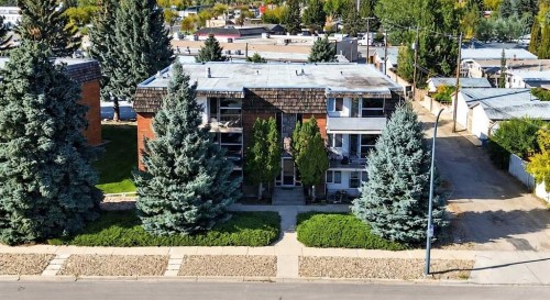 304-1716 Henderson Lake Boulevard SOUTH Lethbridge, AB T1K 3C2