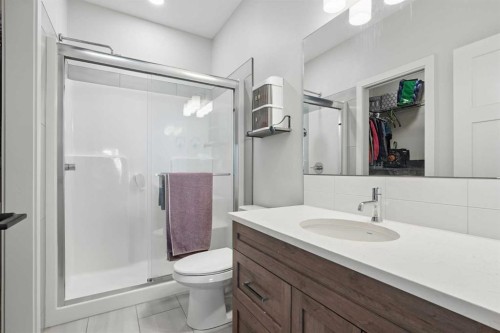1369 Pacific Circle West, Lethbridge, AB 