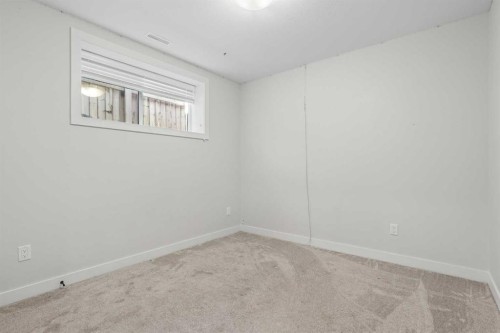 1369 Pacific Circle West, Lethbridge, AB 