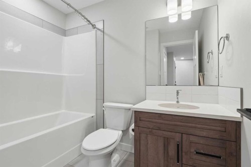 1369 Pacific Circle West, Lethbridge, AB 