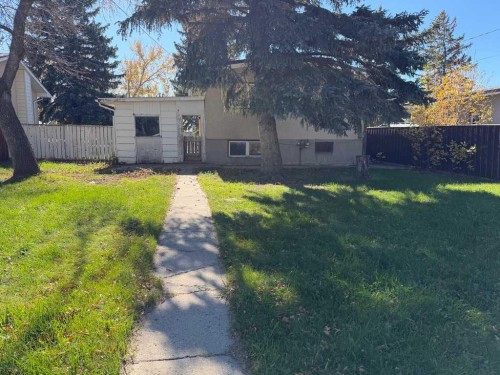 1016 20 Avenue  Coaldale, AB T1M 1C2