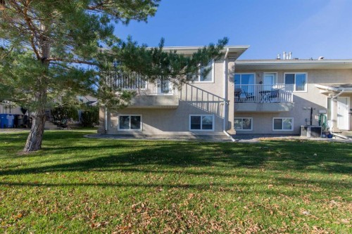 5-5 Tartan Boulevard WEST Lethbridge, AB T1J 5Y5