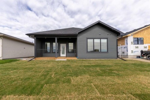 82 E 300 S, Raymond, AB 