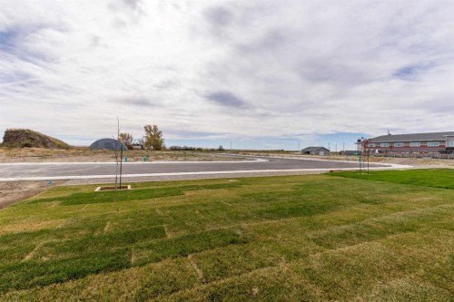 82 E 300 S, Raymond, AB 