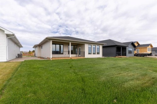 72 E 300 S, Raymond, AB 