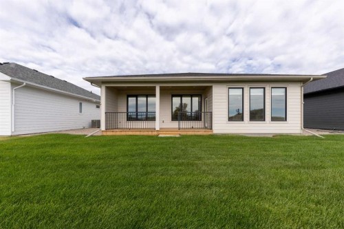 72 E 300 S, Raymond, AB 