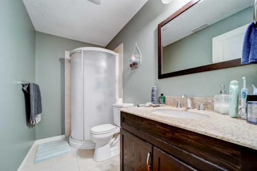 202 Silkstone Road West, Lethbridge, AB 