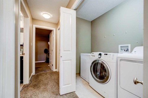 202 Silkstone Road West, Lethbridge, AB 