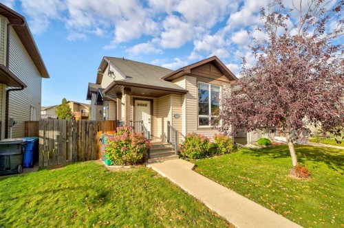 202 Silkstone Road West, Lethbridge, AB 