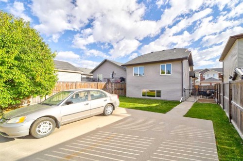 202 Silkstone Road West, Lethbridge, AB 