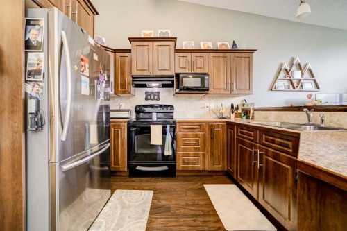202 Silkstone Road West, Lethbridge, AB 