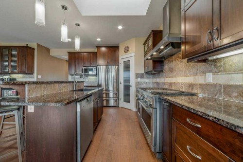 56 Canyoncrest Point West, Lethbridge, AB 
