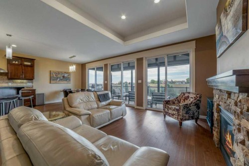 56 Canyoncrest Point West, Lethbridge, AB 