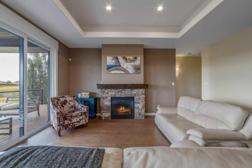 56 Canyoncrest Point West, Lethbridge, AB 