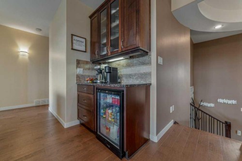 56 Canyoncrest Point West, Lethbridge, AB 